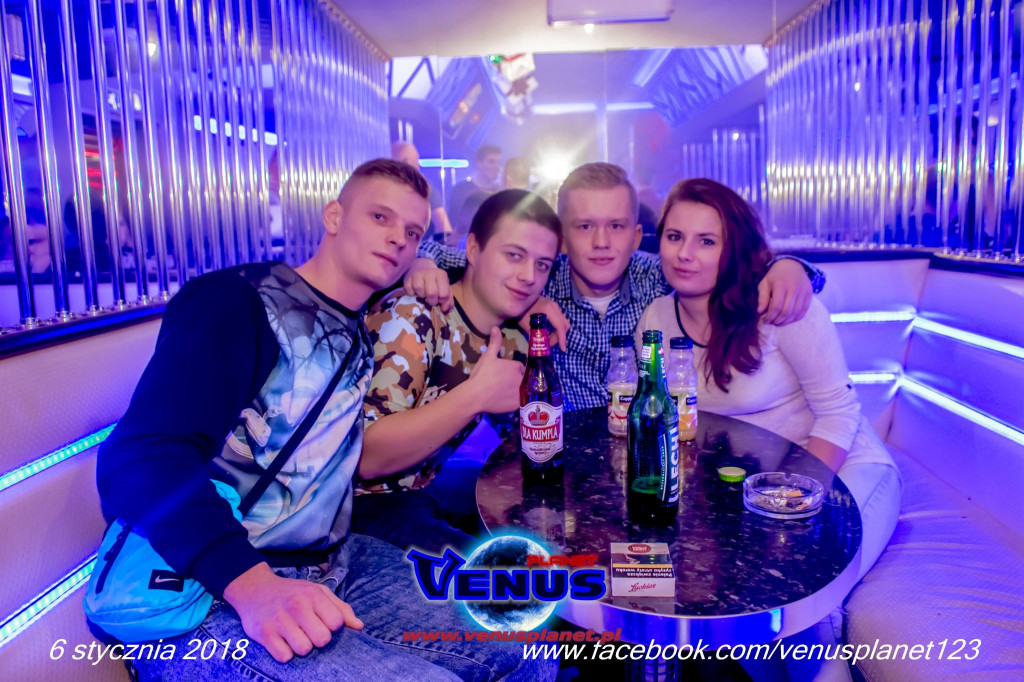 Szalona impreza w klubie Venus