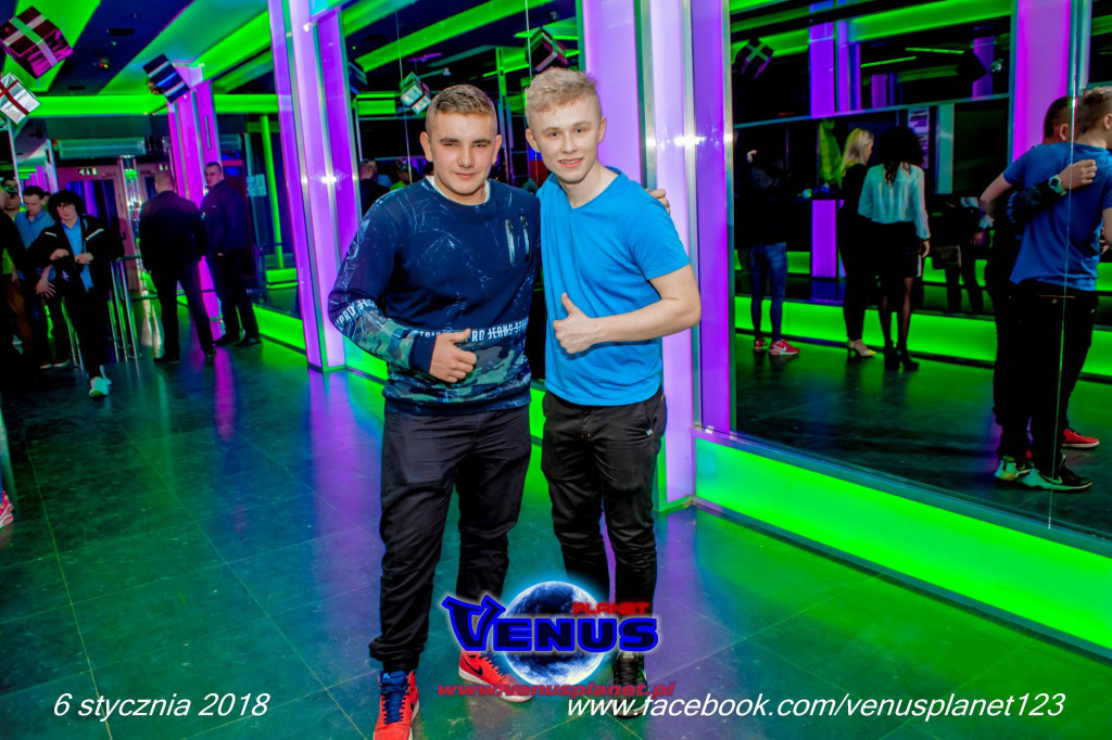Szalona impreza w klubie Venus