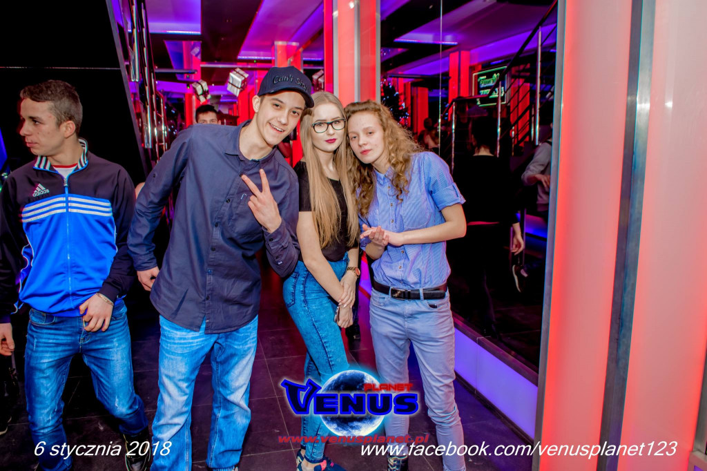 Szalona impreza w klubie Venus