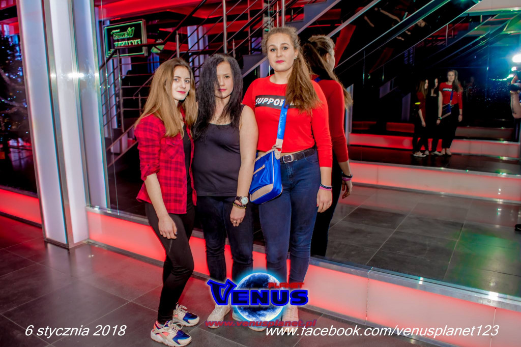 Szalona impreza w klubie Venus