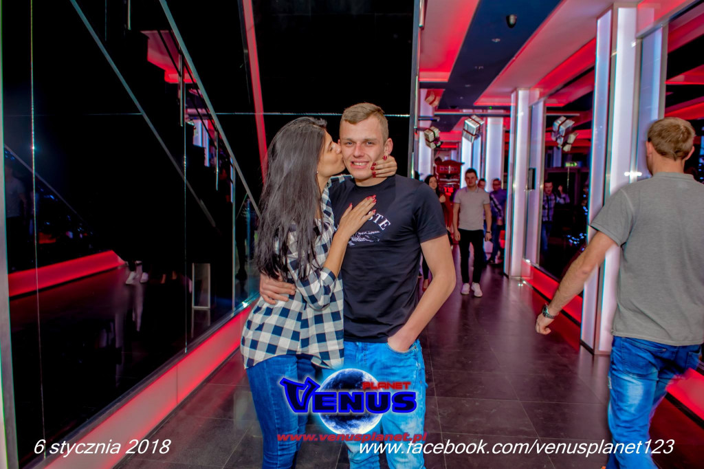 Szalona impreza w klubie Venus