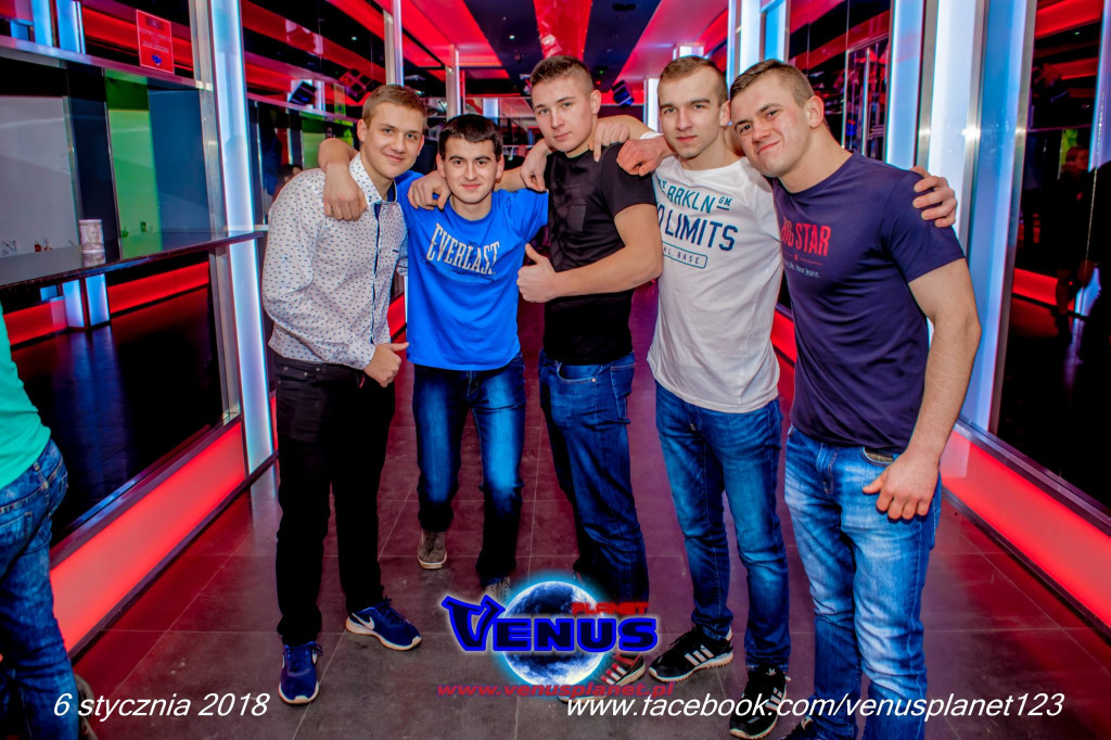 Szalona impreza w klubie Venus