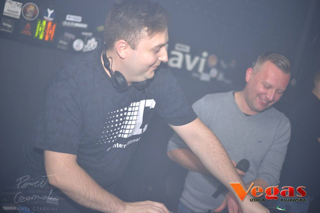 Sobotnia impreza w klubie Vegas