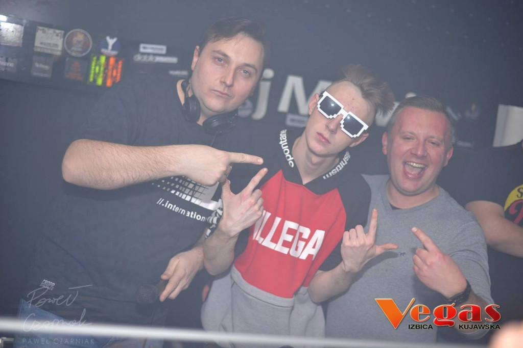 Sobotnia impreza w klubie Vegas