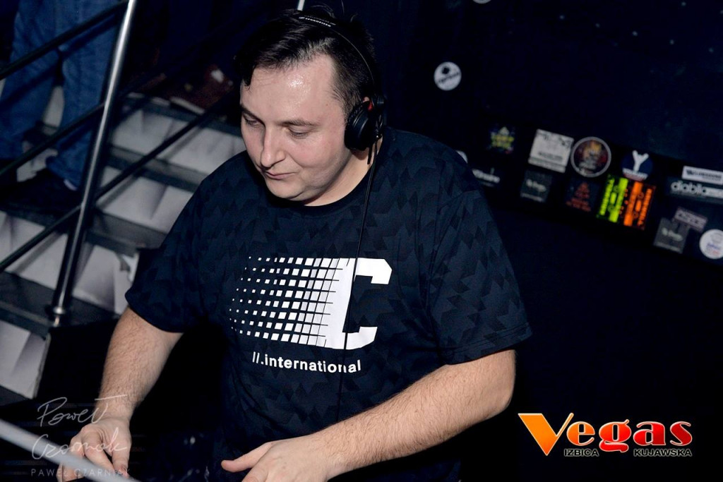 Sobotnia impreza w klubie Vegas