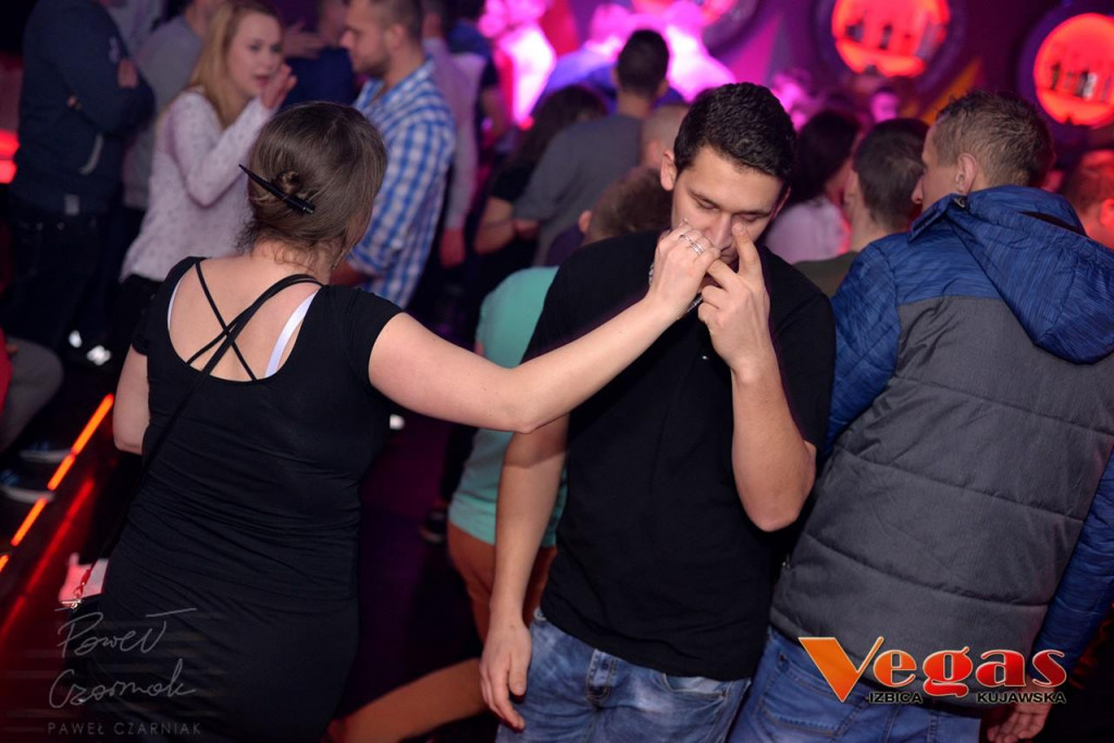 Sobotnia impreza w klubie Vegas