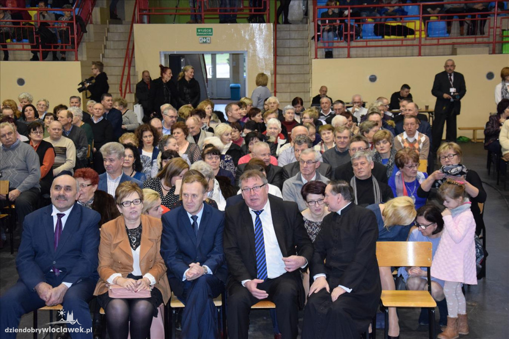 Eleni śpiewała kolędy w Choceniu