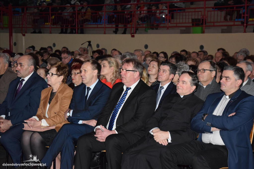Eleni śpiewała kolędy w Choceniu