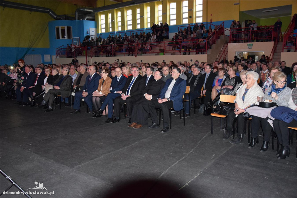 Eleni śpiewała kolędy w Choceniu