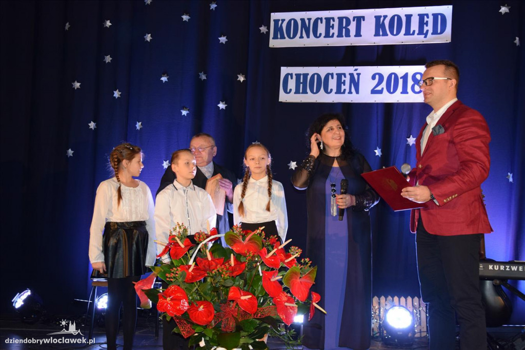 Eleni śpiewała kolędy w Choceniu