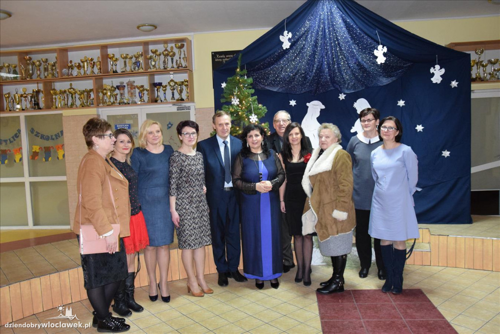 Eleni śpiewała kolędy w Choceniu