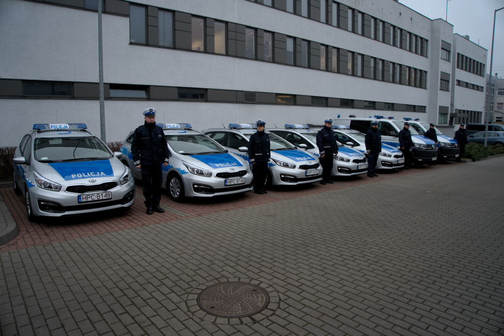 Jest 9 nowych pojazdów dla naszej policji