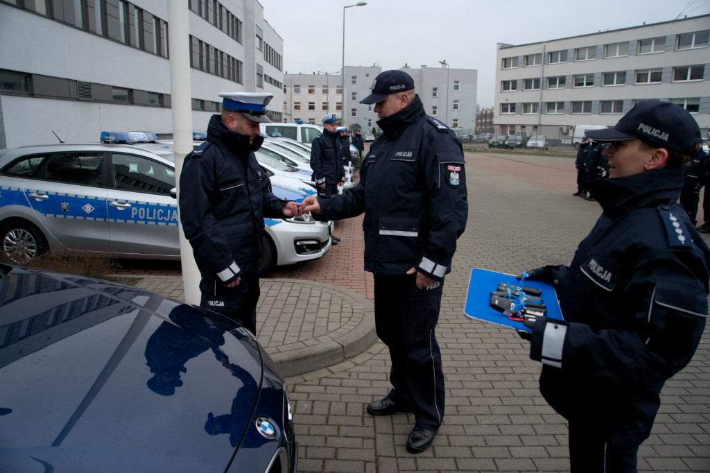 Jest 9 nowych pojazdów dla naszej policji