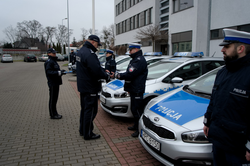 Jest 9 nowych pojazdów dla naszej policji