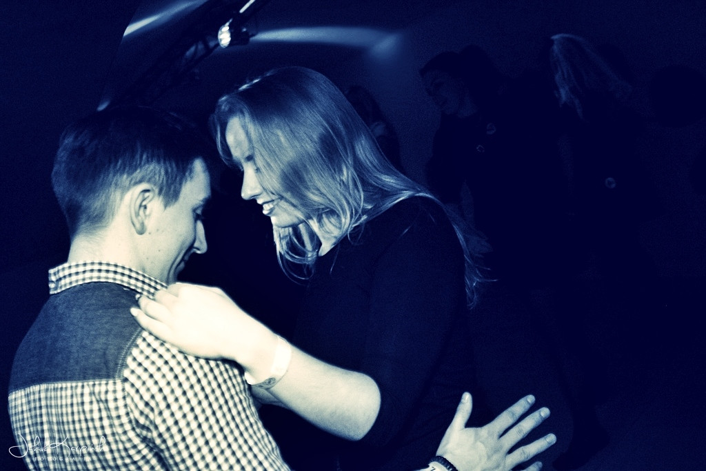 Sobotnia noc w Browar Loft Music & Pub
