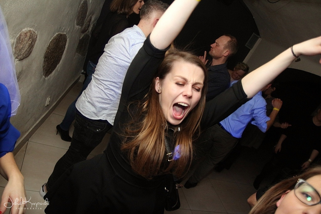 Sobotnia noc w Browar Loft Music & Pub