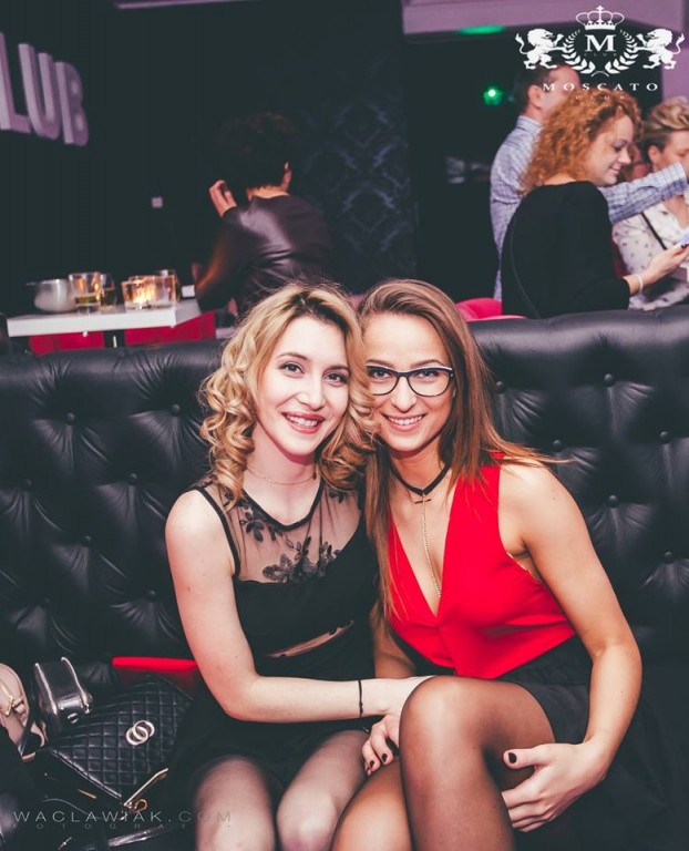 Pink Lips Needed w Moscato Club