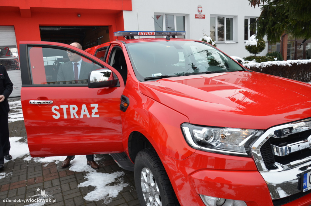 Miasto kupiło sprzęt strażakom