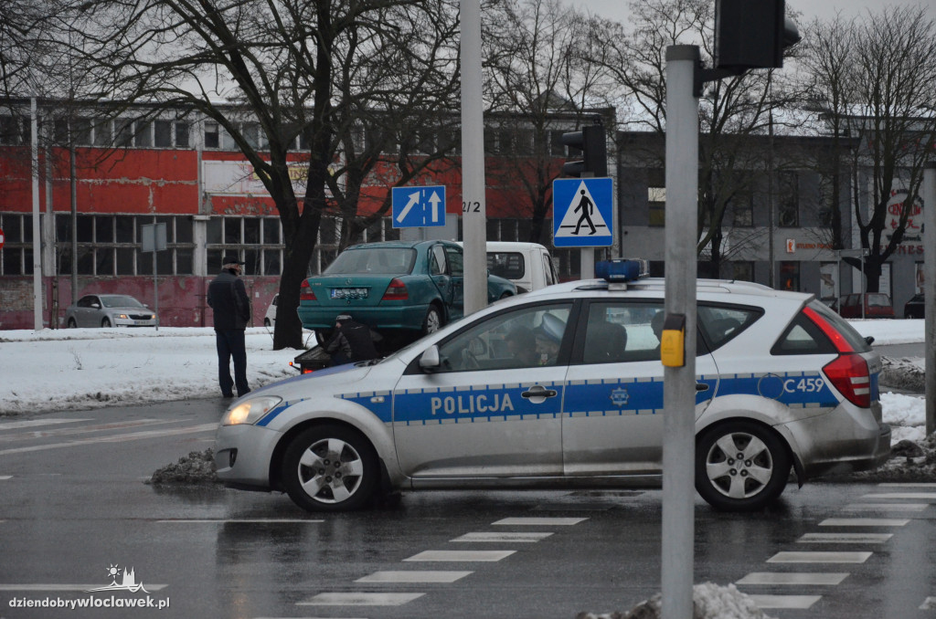 Kolizja na skrzyżowaniu DK 91
