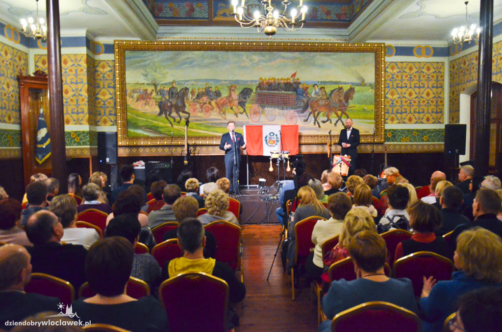 Deser z kulturą Peru w Starej Remizie