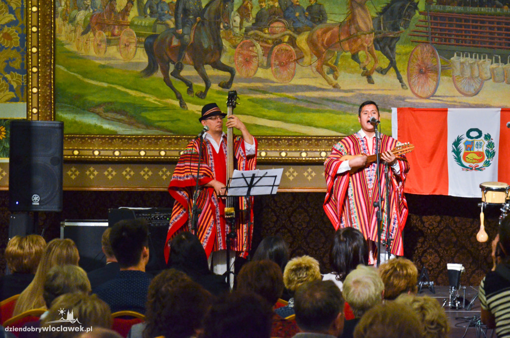 Deser z kulturą Peru w Starej Remizie