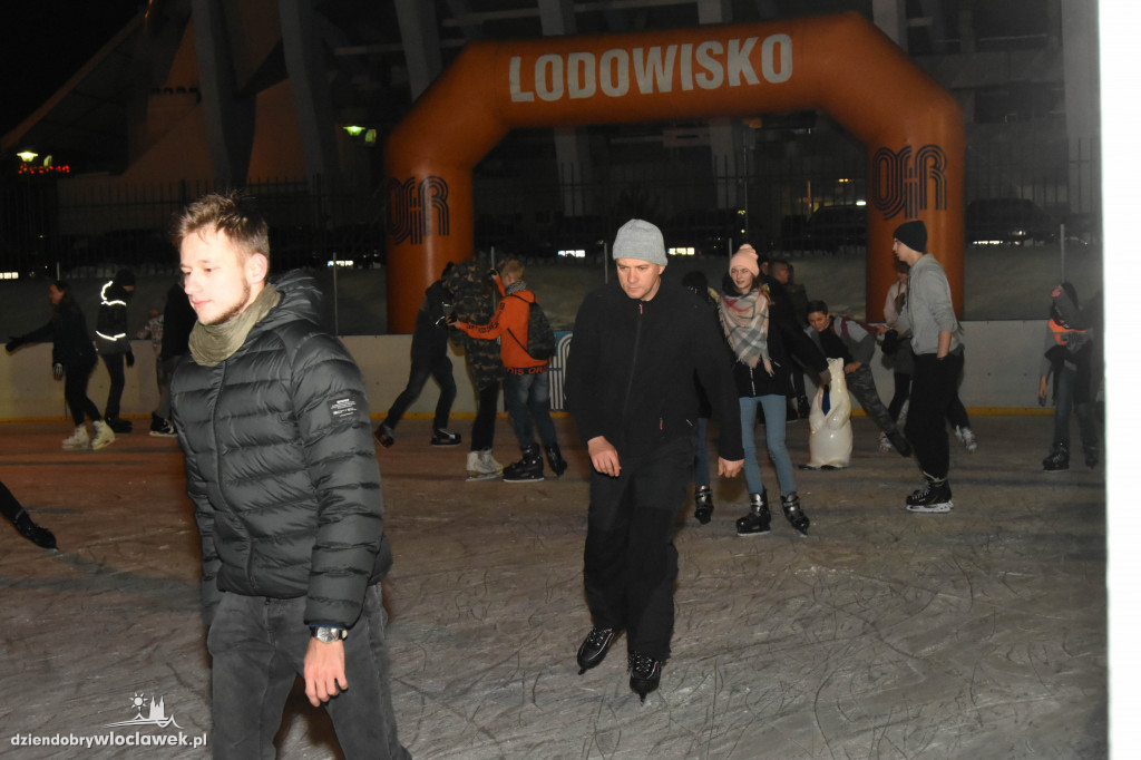 Polskie przeboje na lodowisku