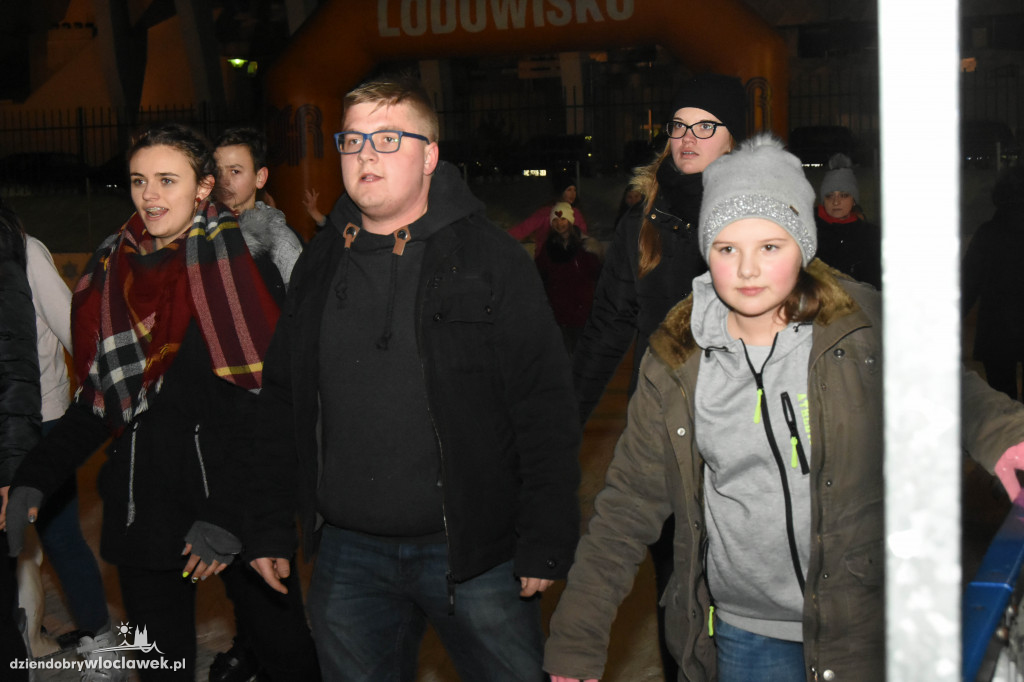 Polskie przeboje na lodowisku