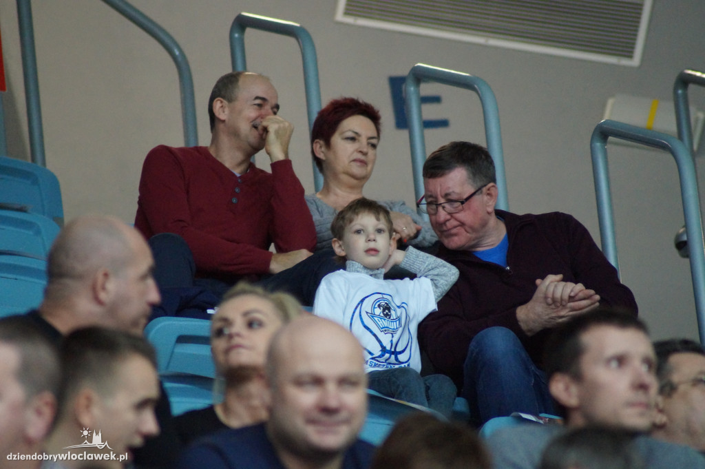 Kibice na meczu Anwil vs Miasto Szkła