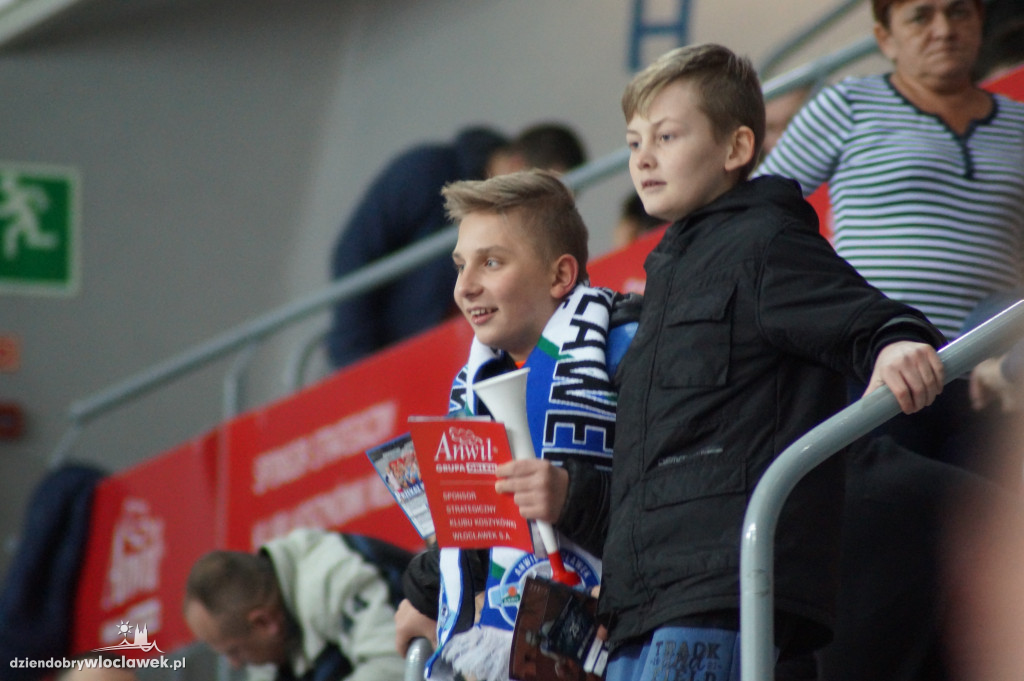 Kibice na meczu Anwil vs Miasto Szkła
