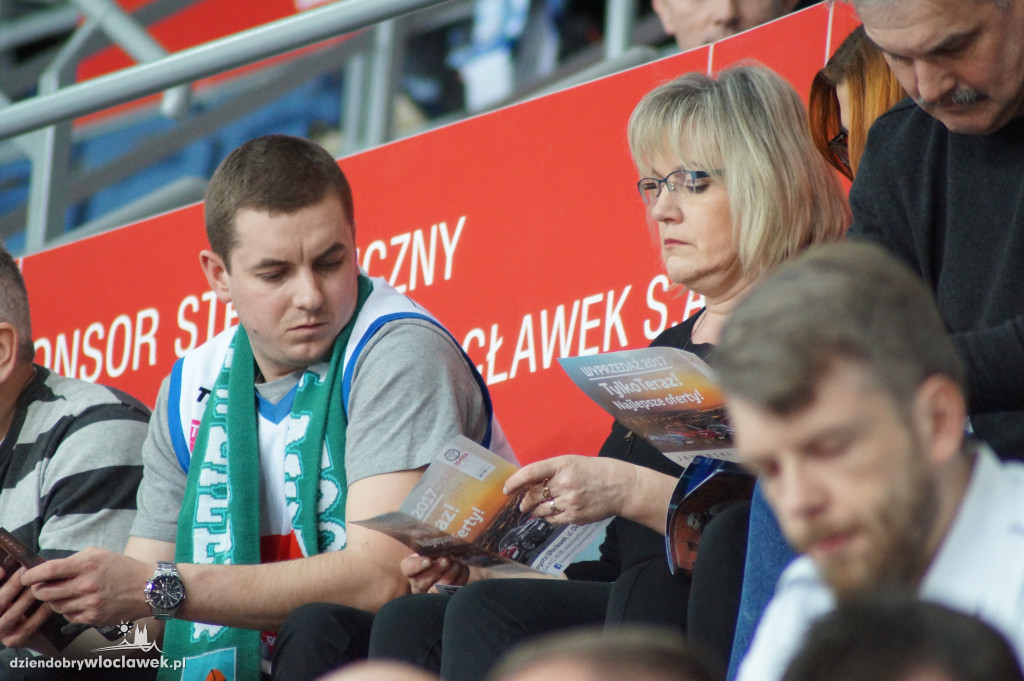 Kibice na meczu Anwil vs Miasto Szkła