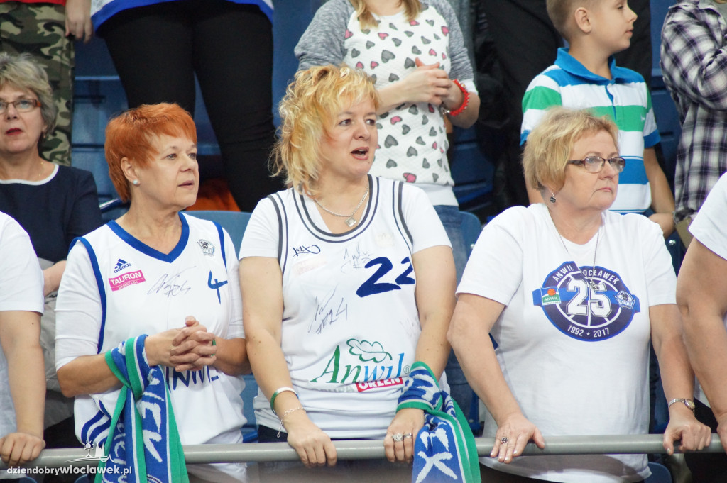 Kibice na meczu Anwil vs Miasto Szkła