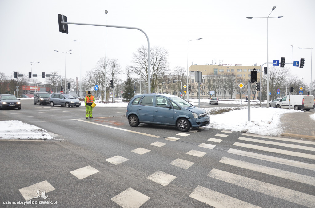 Kolizja przy migającym pomarańczowym