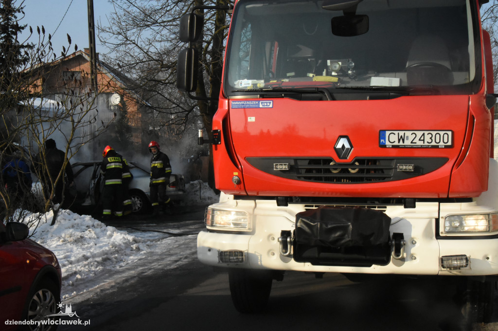 Pożar mercedesa na osiedlu Południe