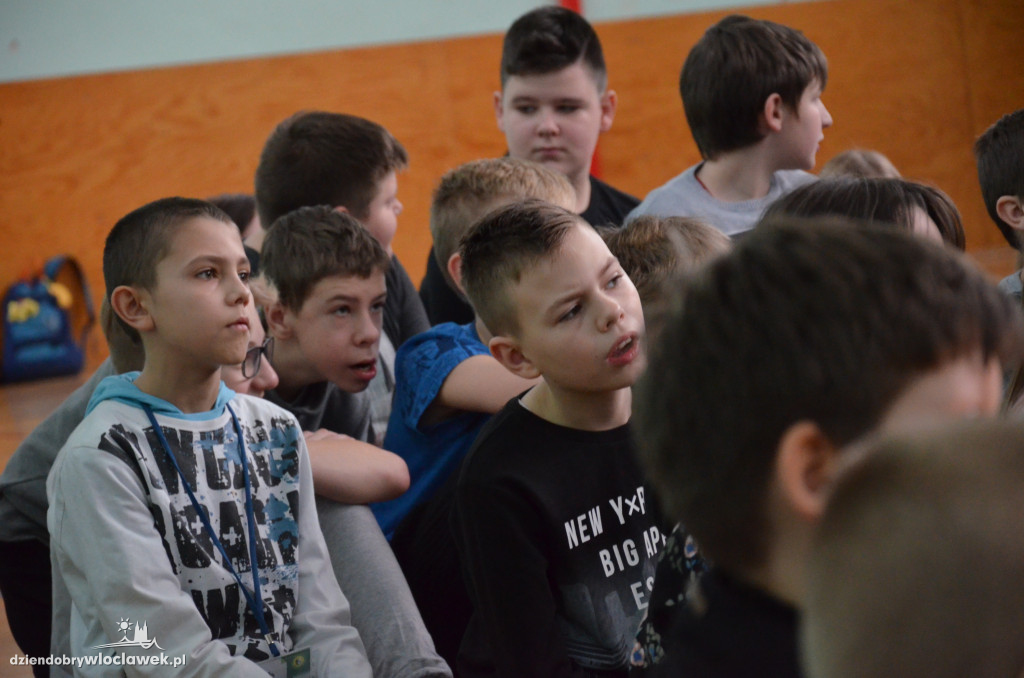 Policja i WOPR odwiedziły SP nr 20