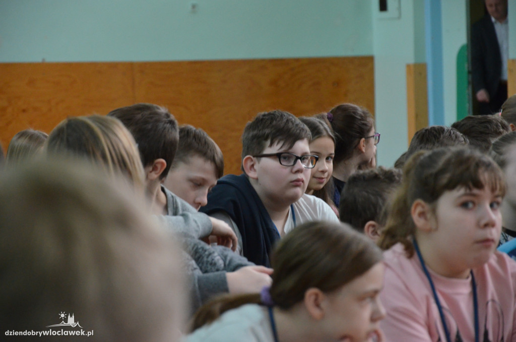 Policja i WOPR odwiedziły SP nr 20