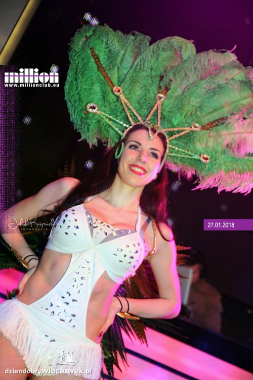 Sobotnia noc w klubie Million
