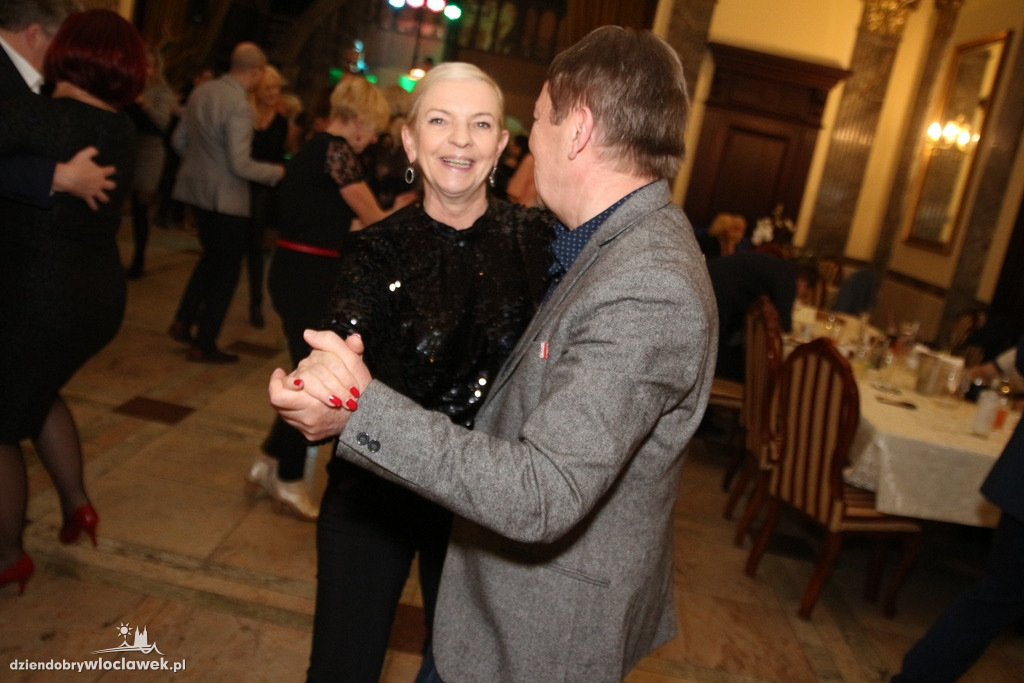 Dancing w Pałacu Bursztynowym