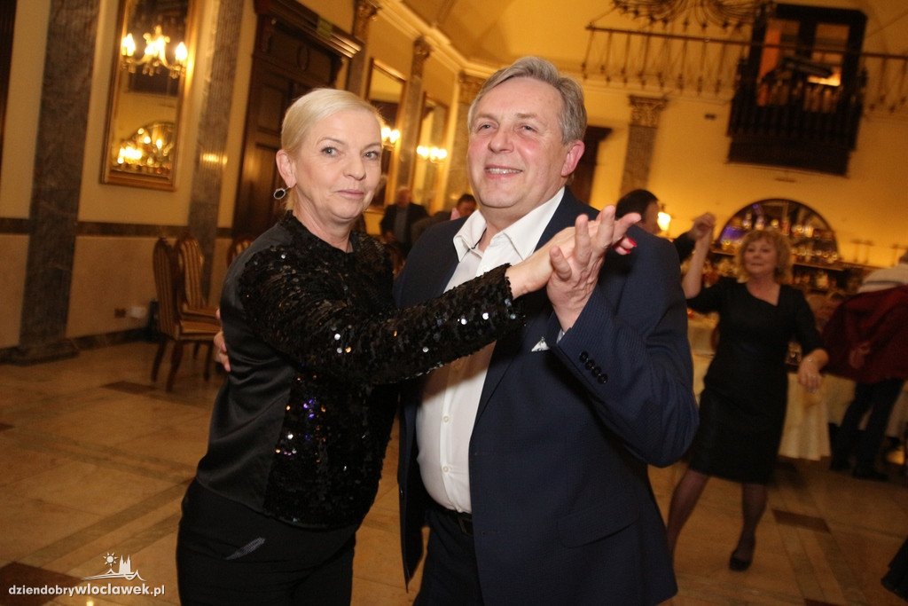 Dancing w Pałacu Bursztynowym