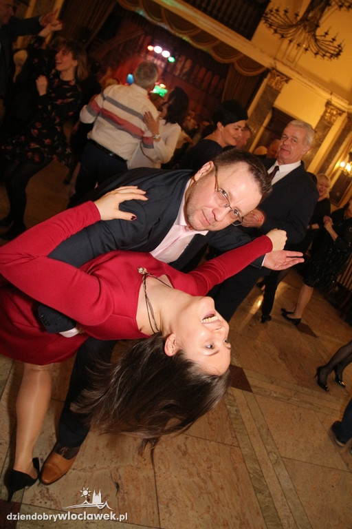 Dancing w Pałacu Bursztynowym