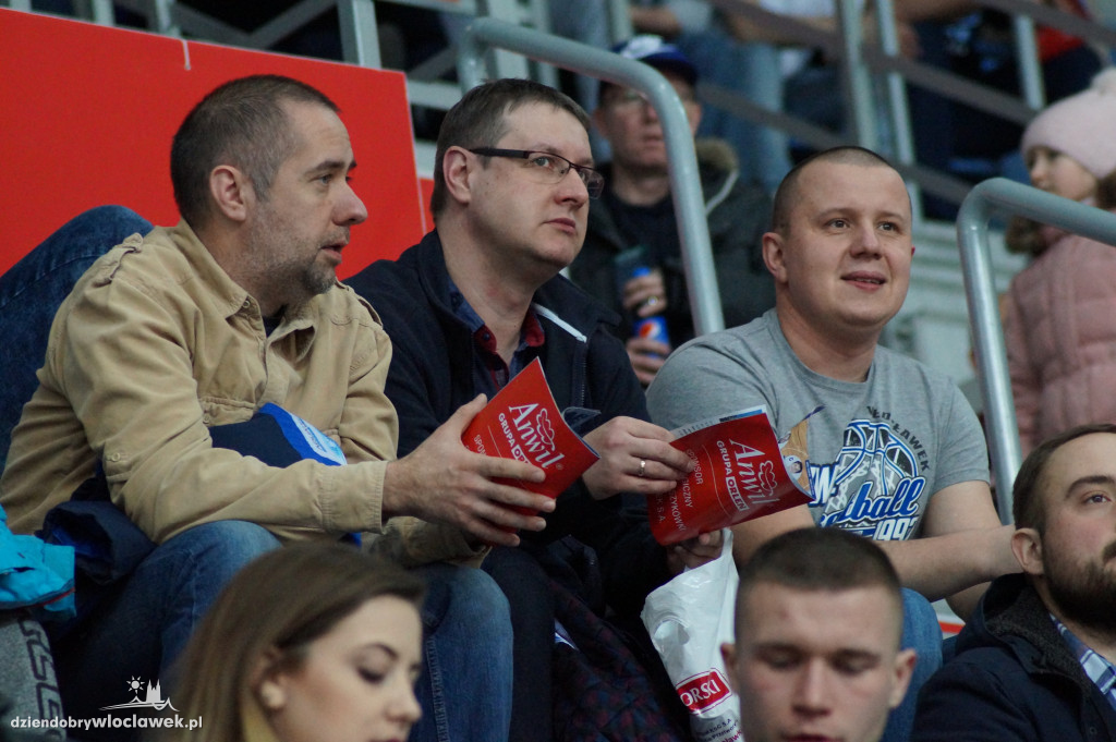 Kibice na meczu Anwil vs PGE Turów