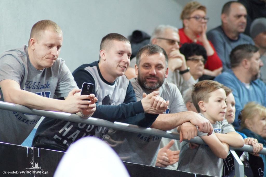 Kibice na meczu Anwil vs PGE Turów