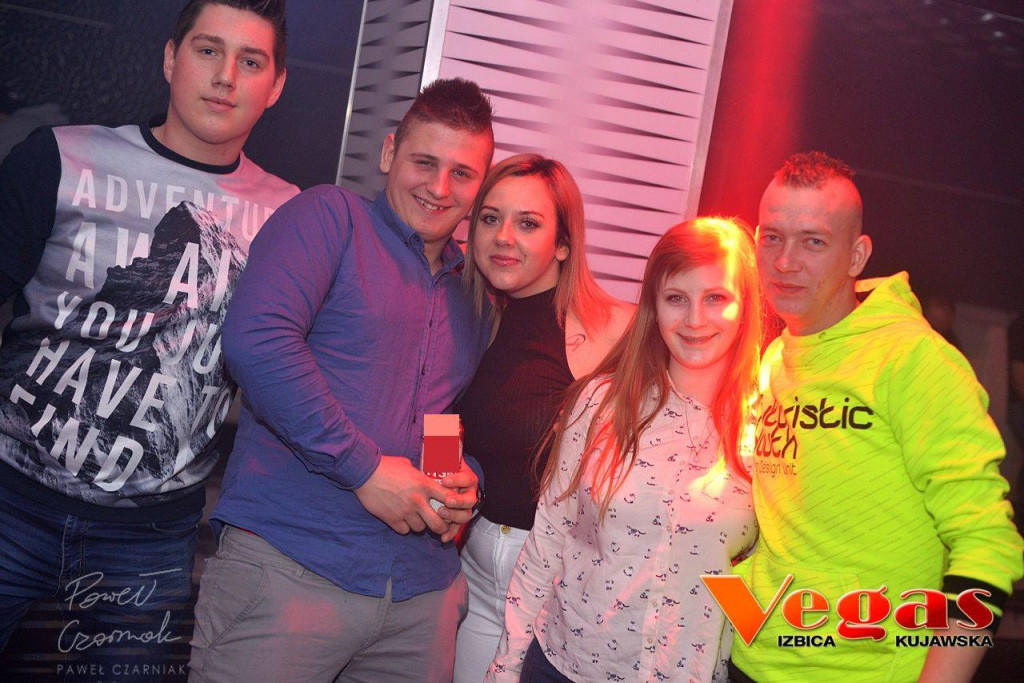 Szalona sobotnia noc w klubie Vegas