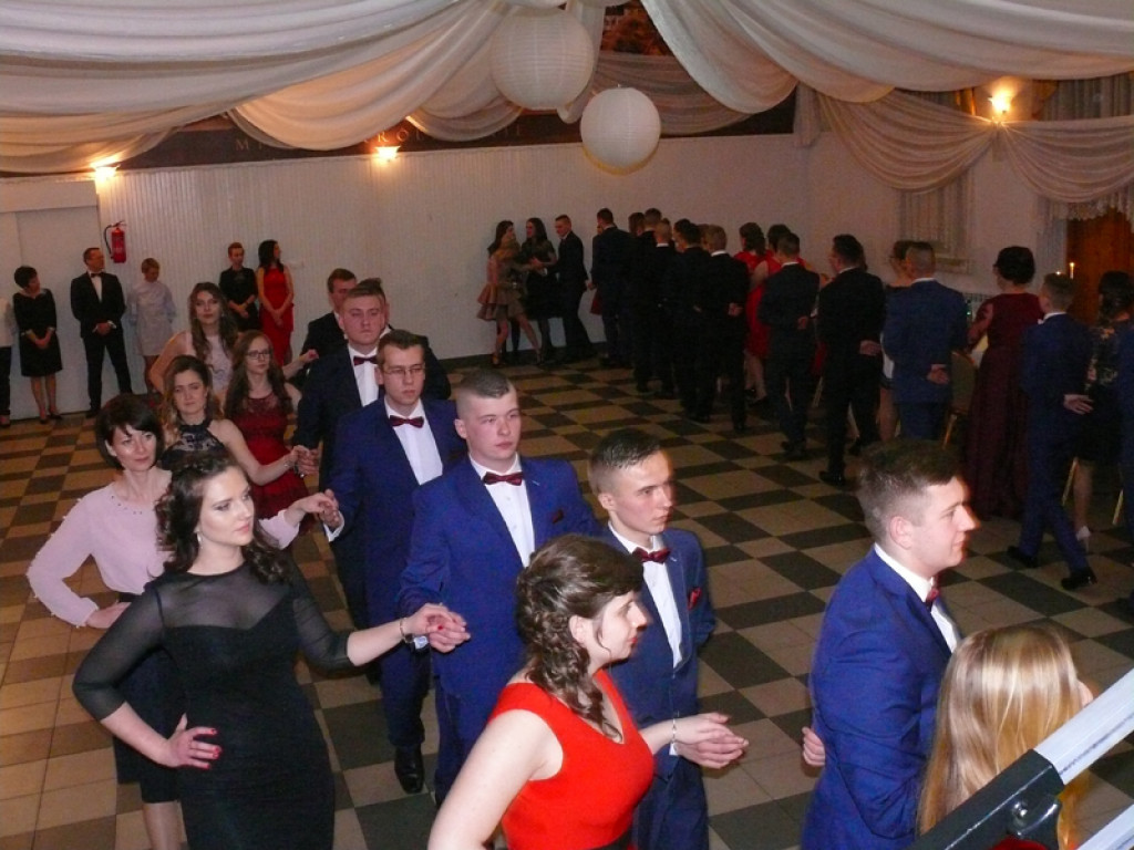 Studniówka 2018 w ZS CKR w Kowalu