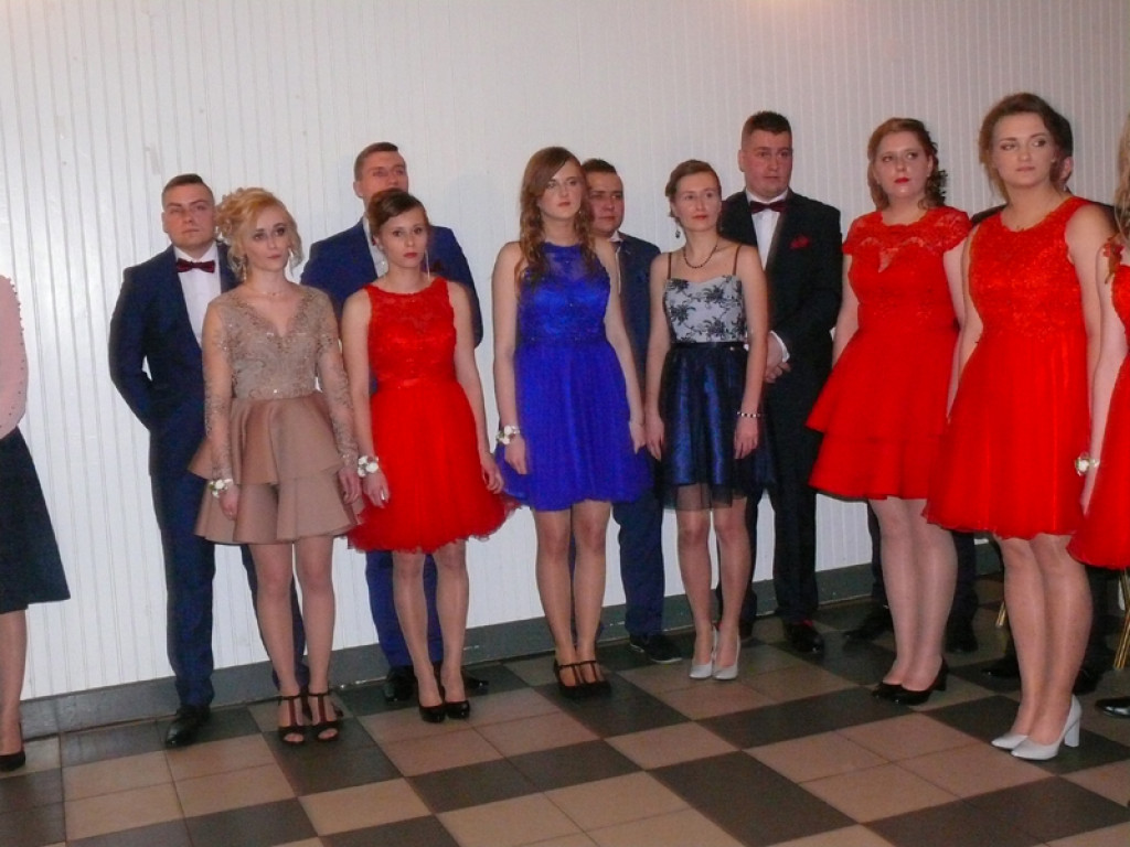 Studniówka 2018 w ZS CKR w Kowalu