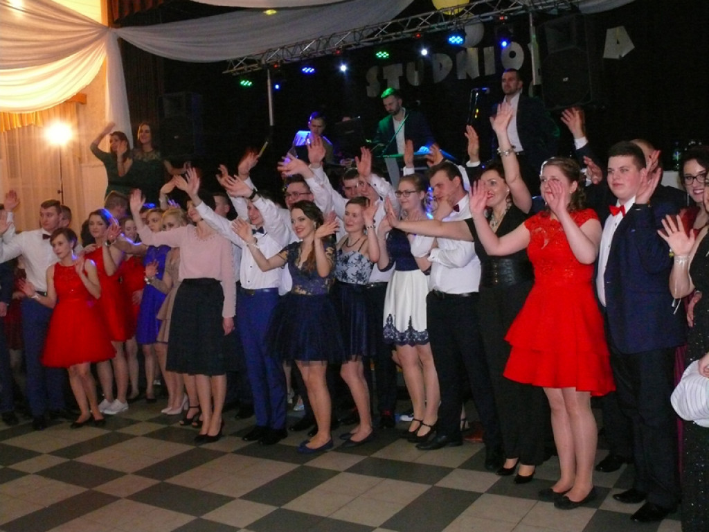 Studniówka 2018 w ZS CKR w Kowalu