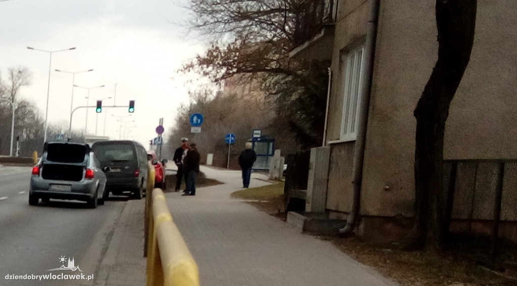 Zderzenie dwóch aut na ul. Toruńskiej