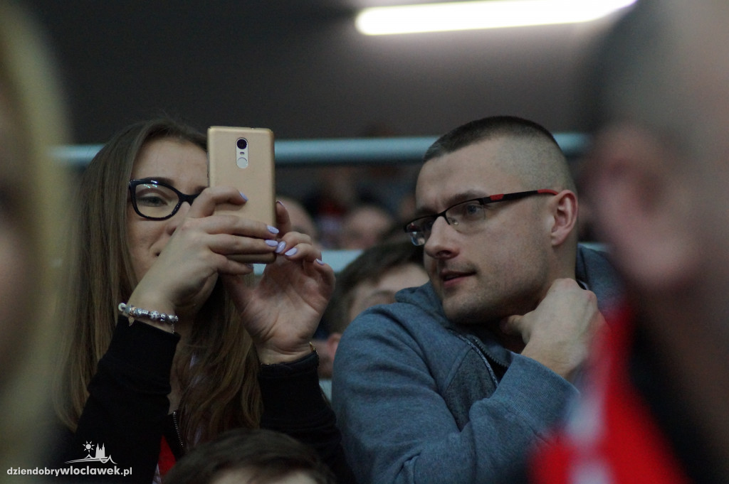 Kibice na meczu Polska-Kosowo w Hali Mistrzów