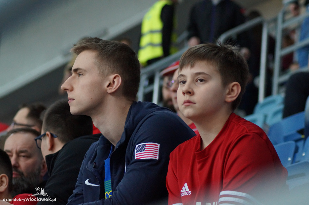 Kibice na meczu Polska-Kosowo w Hali Mistrzów
