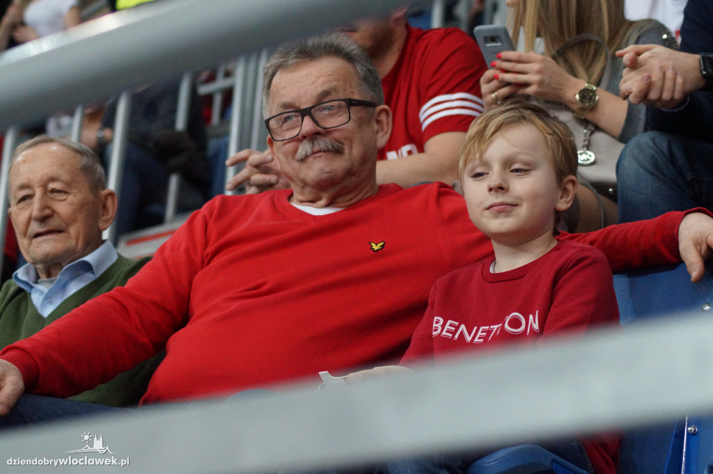 Kibice na meczu Polska-Kosowo w Hali Mistrzów