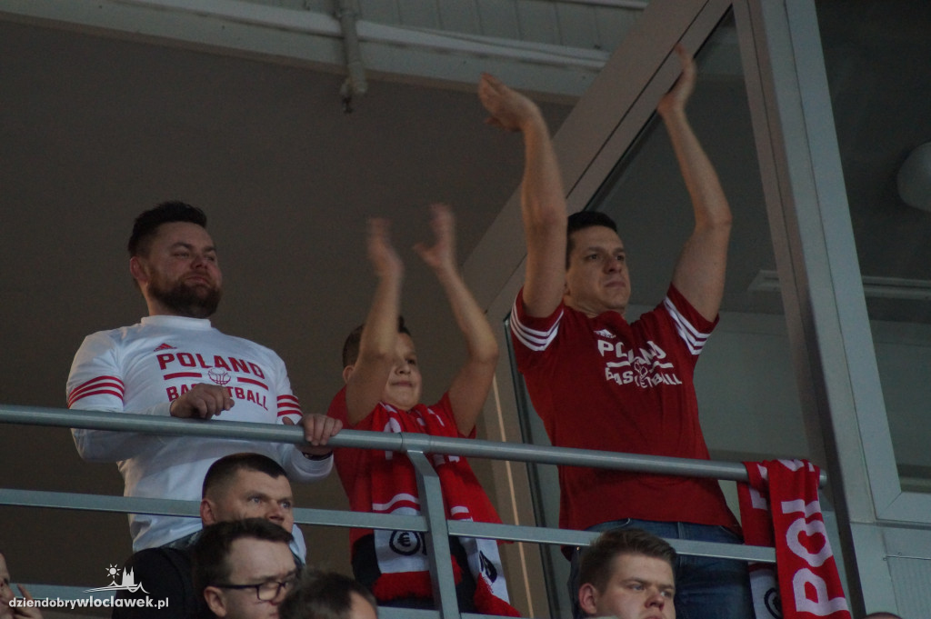 Kibice na meczu Polska-Kosowo w Hali Mistrzów